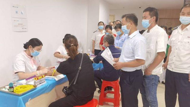 基因检测与体检：揭秘两者间的差异与联系